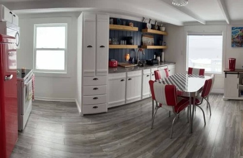 Twillingate House | PoppyJoe's