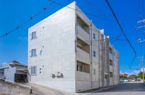 Maeganeku Apartment | Popular Moon Beach and Tiger Beach are within a /Kunigamigun Okinawa