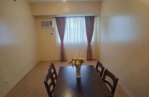 Alabang Apartment | Porki staycation