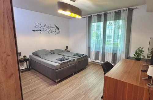 Stuttgart Apartment | Porschenahe Wohung