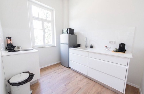 Haifa Apartment | PORT CITY HAIFA - Authentic 1 Bdrm GermanColony 4