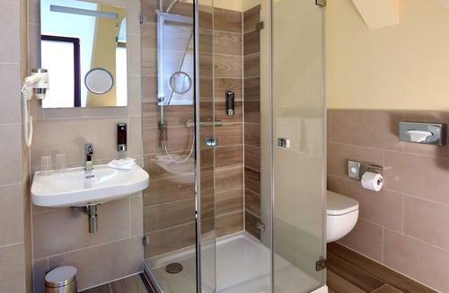 Eichwalde Hotel | Port Inn Hotel Eichwalde