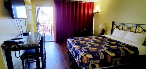 Regional District of Nanaimo Hotel | Port-O-Call Inn