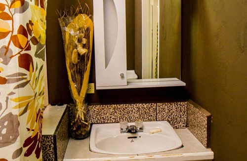 Piarco Apartment | Port of Spain Sunny Guest Apartment