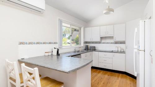 Lemon Tree Passage House | Port View on the Peninsula