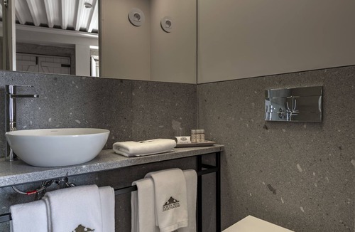 Old Town Bed & Breakfast | Porta Nova Collection House