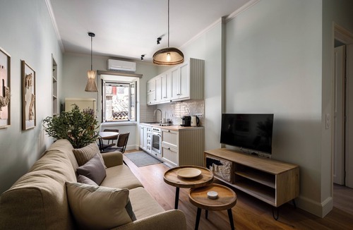 Old Town Apartment | Porta Suites by Konnect, Old Corfu Town