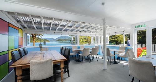 Portage Resort | Portage Bay Hub