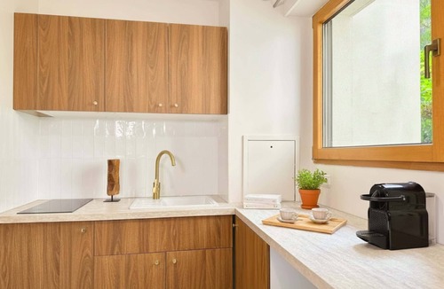 Saint-Lambert Apartment | Porte de Versailles studio with terrace