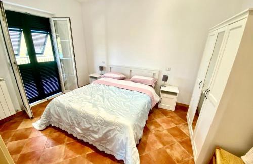 Camposoprano Apartment | Portico