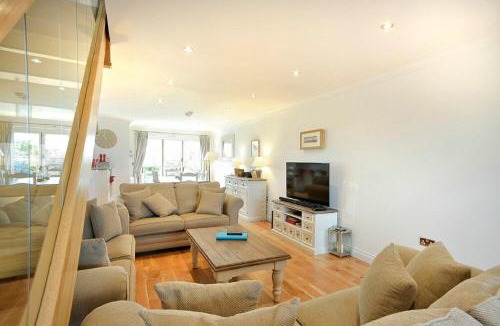 Beadnell House | Portland