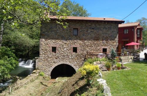 Entrambasaguas Hotel | Posada PetFriendly El Molino de Cantabria - Hotel Rural B&B -