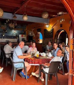 Bahia Solano Hotel | Posada Turística Rocas De Cabo Marzo