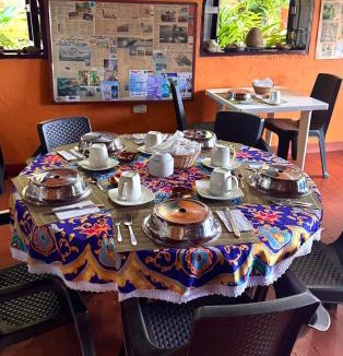Bahia Solano Hotel | Posada Turística Rocas De Cabo Marzo
