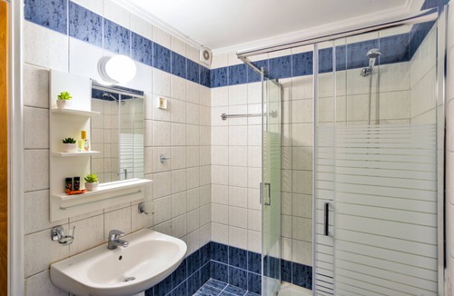 Daratsos Hotel | Poseidon Apartments