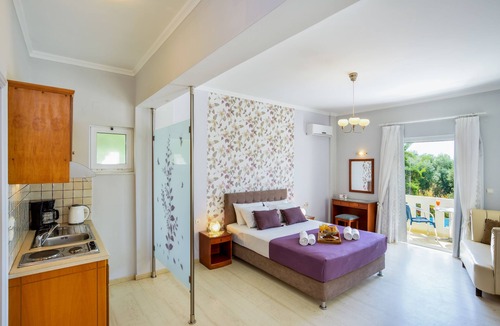 Daratsos Hotel | Poseidon Apartments