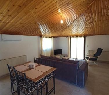 Ireon Apartment | Poseidon home in Ireo, by the sea