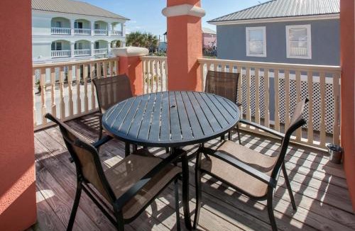 Creola House | Poseidon Palace