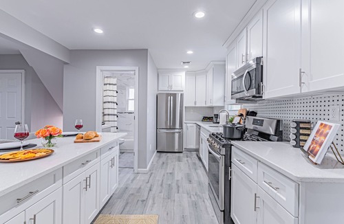 Scotch Plains House | Posh Living Spacious 4-bedroom Duplex Plainfield