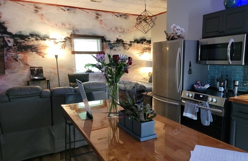 Beckley Apartment | Posh Studio Flat, Smart enabled, WVU Tech District, ADA Compliant, 15% Military