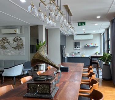 Yan Nawa Hostel | Poshtel 56