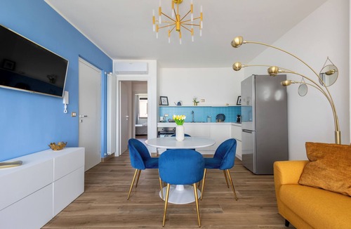 Marta Apartment | Position Terrace 2 bedrooms Wi-Fi Kitchen TV 4k