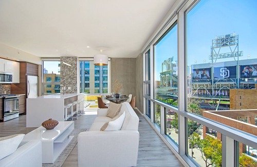 East Village Condo | Post Modern Luxury Ball Park condo, East Village, Downtown San Diego, Gaslamp