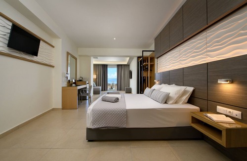 Benitses Hotel | Potamaki Beach Hotel