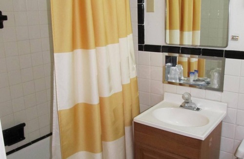 Hancock Hotel | Potomac River Motel