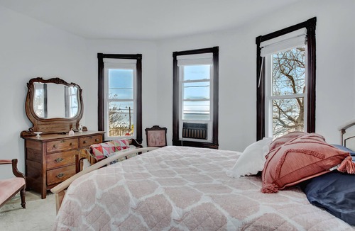 Colonial Beach House | Potomac View - Riverfront, wraparound porch!