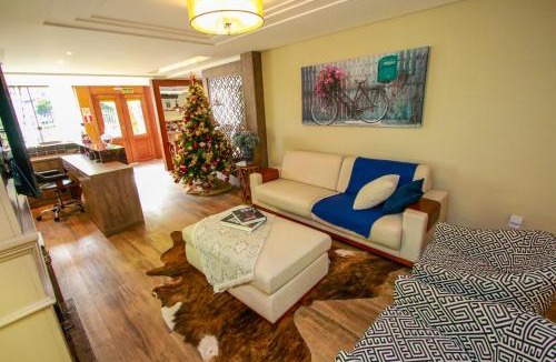 Bairro Lago Negro Hotel | Pousada Caminho dos Plátanos