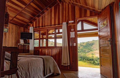 Monteiro Lobato Hotel | Pousada Capim Limão