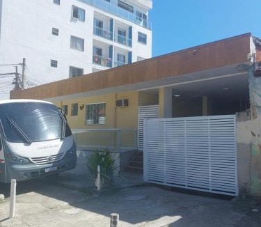 Recreio dos Bandeirantes Hotel | Pousada Caverna da Praia