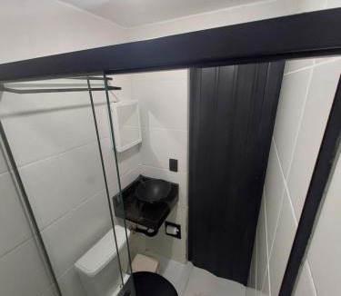 Recreio dos Bandeirantes Hotel | Pousada Caverna da Praia