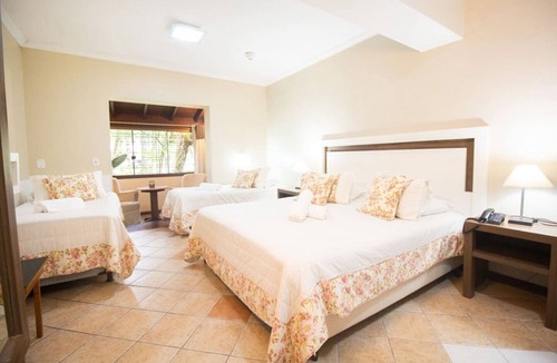 Vila Suzana Hotel | Pousada do Bosque