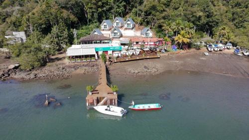 Ilha Grande Cabin | Pousada Gruta Das Estrelas