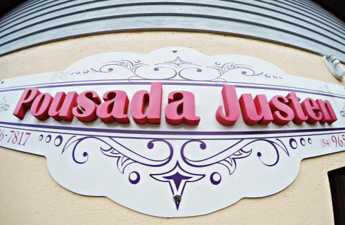 C A I C Hotel | Pousada Justen