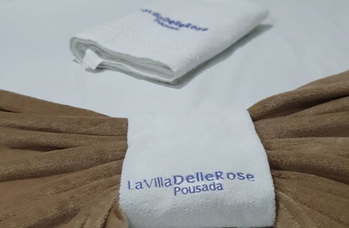 Centro Hotel | Pousada La Vila Delle Rose