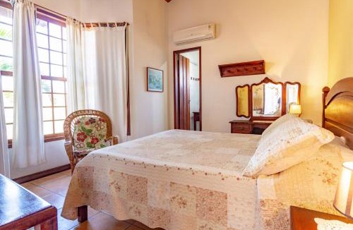 Vila Colonial Hotel | Pousada Laguna Blue