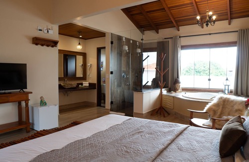 Alto Paraiso de Goias Hotel | Pousada Lua Clara