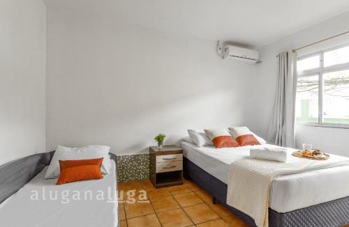 Barra da Lagoa Apartment | Pousada Morada do Sol Canal Access in Barra #6