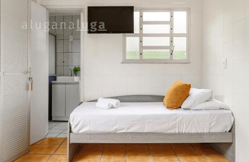 Barra da Lagoa Apartment | Pousada Morada do Sol Canal Access in Barra #6