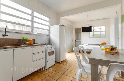 Barra da Lagoa Apartment | Pousada Morada do Sol Canal Access in Barra #6