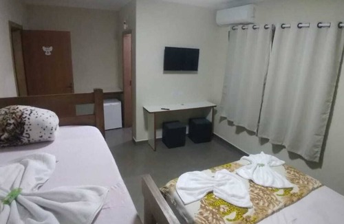 Praia da Armacao do Itapocoroi Hotel | Pousada Morada Dos Anjos
