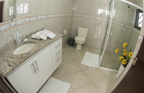 Praia da Armacao do Itapocoroi Hotel | Pousada Rosa