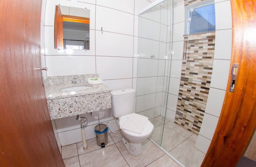Praia da Armacao do Itapocoroi Hotel | Pousada Rosa