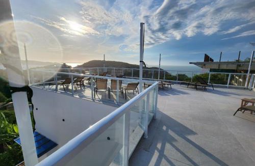 Joao Fernandes Hotel | Pousada Santorini