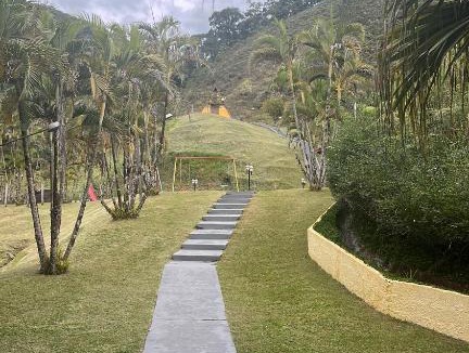 Sao Jose dos Campos Hotel | Pousada Vale das Flores