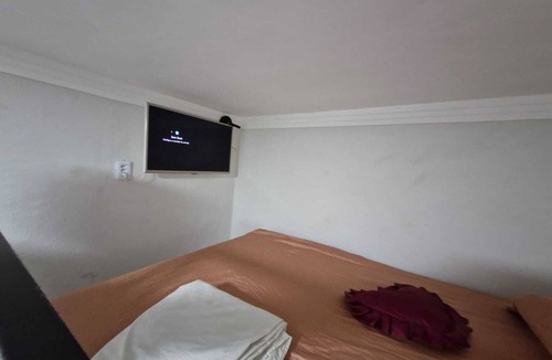 Dias Macedo Hostel | Pousada Victória