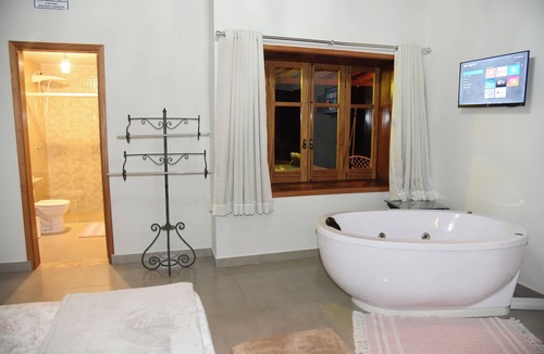 Cajuru Hotel | Pousada Vossa Excelencia